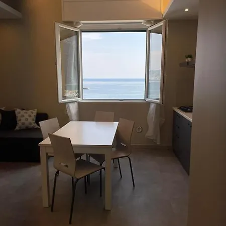 Au Ma Monterosso al Mare